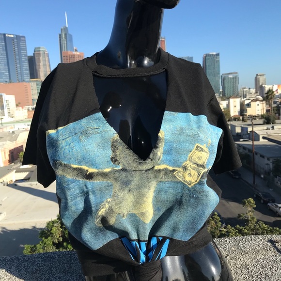 Nirvana - Picture 4 of 8